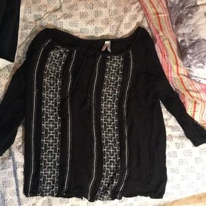 Black front tie 3/4 sleeve shirt